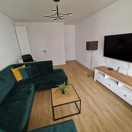 Apartament Dmowskiego Z 3 Lazienkami I Miejscem Parkingowym *