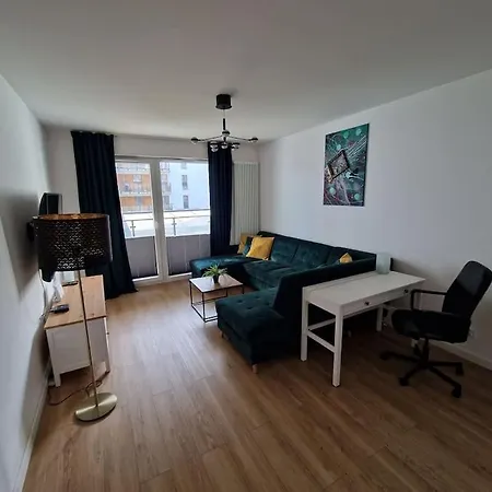 شقة Apartament Dmowskiego Z Miejscem Parkingowym بوزنان