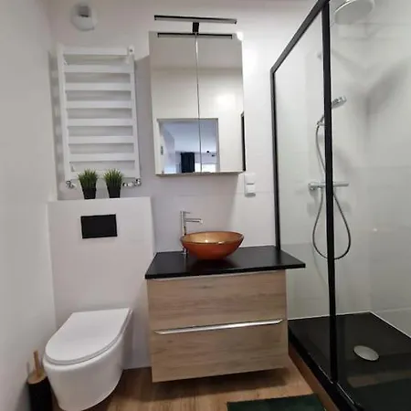 Apartament Dmowskiego Z Miejscem Parkingowym شقة *