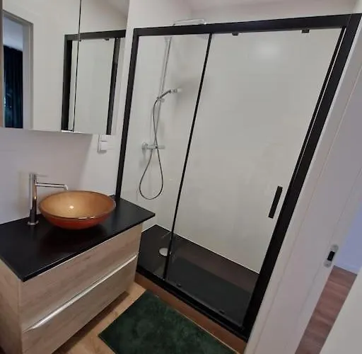 Dmowskiego Apartment